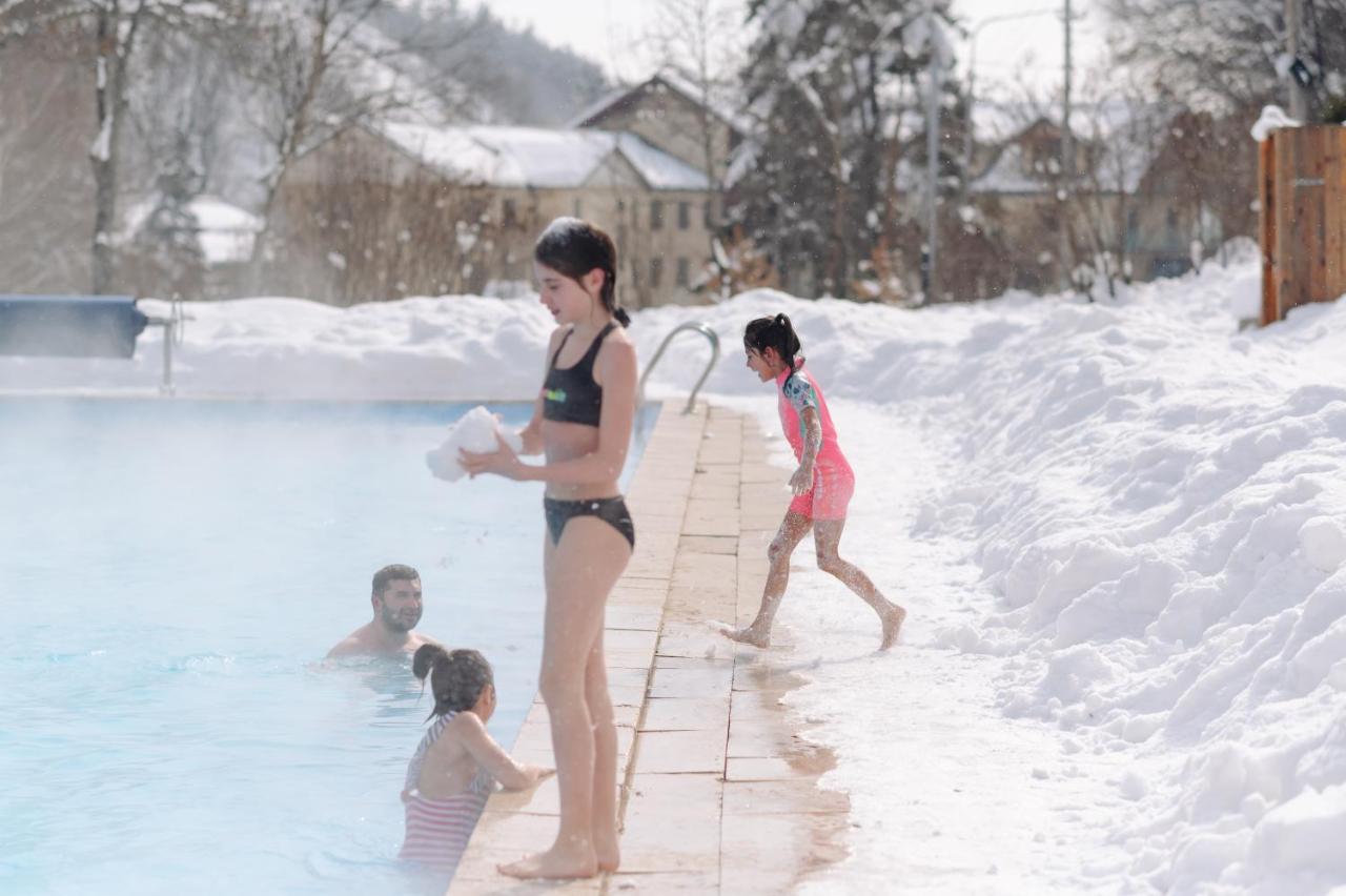 Apricot Aghveran Resort 외부 사진