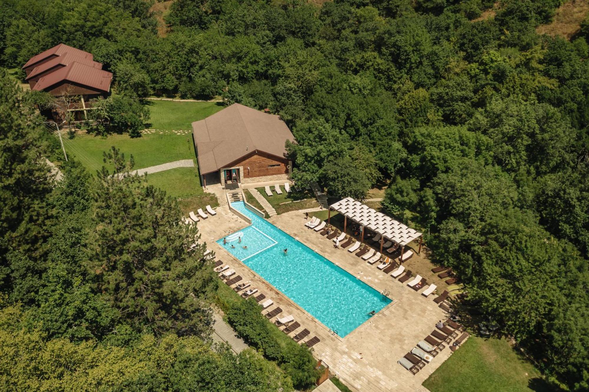Apricot Aghveran Resort 외부 사진